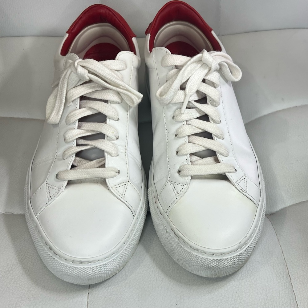 ❌SOLD❌ Givenchy Women's Urban Leather Low Sneakers White / Red Size 39